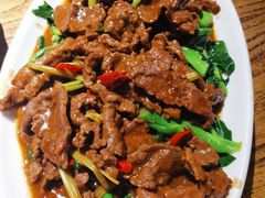 芥兰炒牛肉-潮中人·潮州菜(益乐路店)