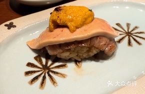 Charcoal-Grilled Foie Gras and Caviar Hand Roll