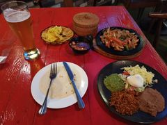 -Pistolera Mexican Cantina女枪手墨西哥餐厅(碧云路店)