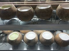 -椰爺爺·椰子冻砵仔糕