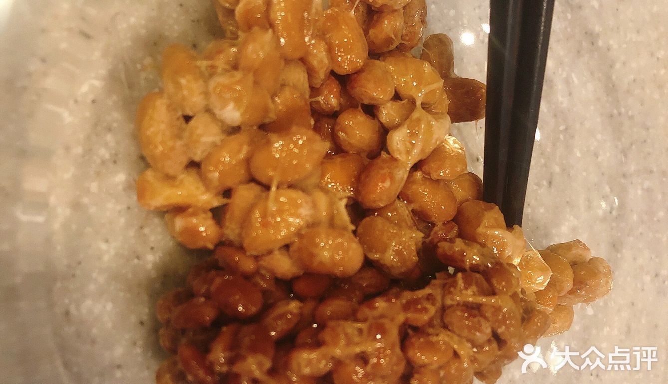 納豆小魚秋葵雞蛋餅餅[调皮]