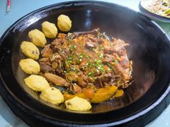 -鱼窝棚柴火铁锅炖(富山屯店)