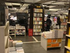 -先锋书店(五台山总店)
