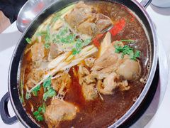 -运气牛自助酱大骨火锅(南京东路店)