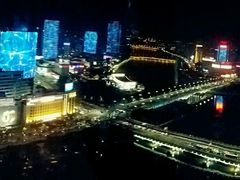-龙虾酒吧扒房(宁波香格里拉店)