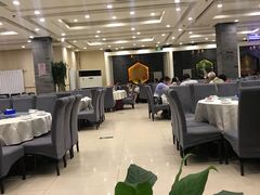 -大鸭梨烤鸭店(金顶街店)