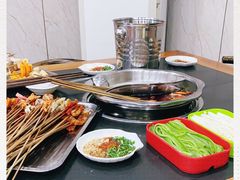 -鑫源碟串串香(后卫寨店)