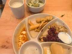 -素满香·全民食养自助(长宁龙之梦店)