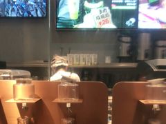 -喜茶(北京华贸购物中心店)