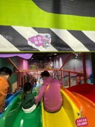 -欧酷世界动力星球(王府井奥莱UP TOWN店)