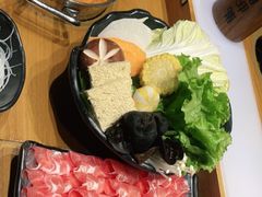 -呷哺呷哺(万达新世界店)