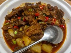 土豆烧牛腩-胡子大厨·超级小炒肉(晶耀前滩店)