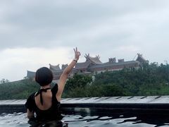 -七彩云南古滇温泉山庄