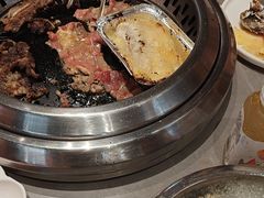 -黑金·寻焰自助百汇·烤肉·火锅(中街店)