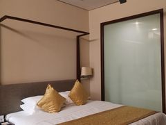 -绍兴鉴湖君澜大酒店