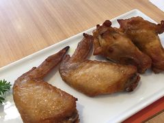 新奥尔良风味鸡翅-必胜客(WOW中心城店)