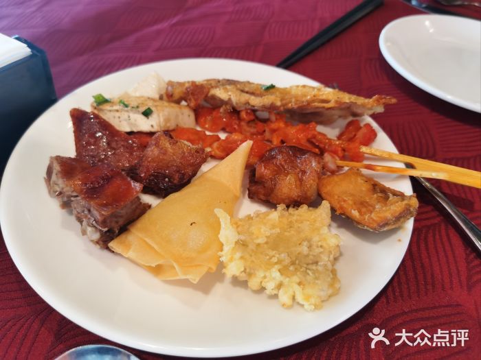 荣誉国际酒店-云顶旋转餐厅图片
