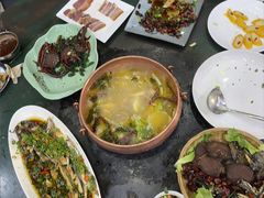 -三锅莊·牦牛肉火锅·香格里拉特色藏餐宴请餐厅(昆明创始店)