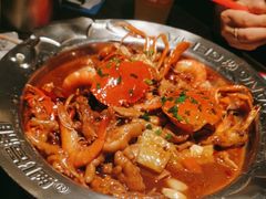 -胖哥俩肉蟹煲(华贸店)