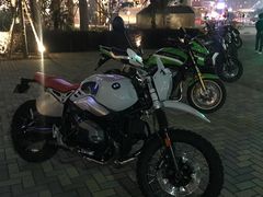 -影汇之星8字形摩天轮