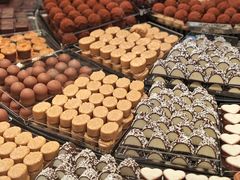 -Laderach 莱德拉(上海环贸iapm店)