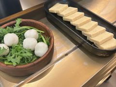 -左庭右院鲜牛肉火锅(金山万达店)