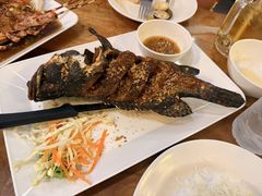 -两兄弟Song Pee Nong(2号店)