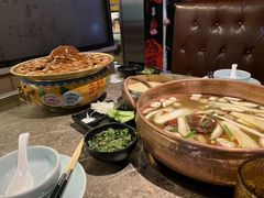 -三人行骨头王火锅(长寿店)