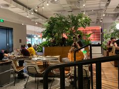 大堂-必胜客(百联又一城店)