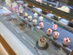 -焙丽拾光(麦凯乐直营店)