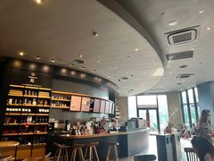 -星巴克臻选(成都来福士店)