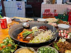 -四小区火锅·巷子里的重庆火锅(花照壁店)