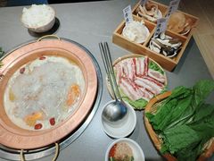-阿婆情腊排骨火锅·野生菌季(古城旗舰店)