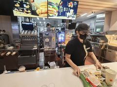 -麦当劳(番禺信联大厦店)