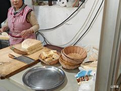 -雪湖煜辰鱼头老店(雪野湖店)