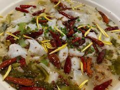 -江渔儿酸菜鱼专门店(明珠广场店)