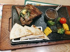 -豪客来牛排(成都锦江大融城店)