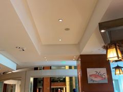 -怡咖啡海鲜自助餐厅(浦东香格里拉店)