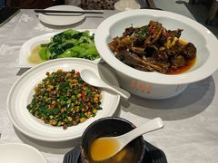 -鄱阳湖·江西小炒·瓦罐煨汤(五道口店)