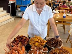 -品鲜村农家菜·阳澄湖大闸蟹(总店)