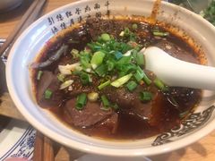 -杨三孃跷脚牛肉(中粮鸿云悦街店)