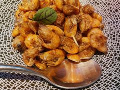 油爆小河虾-屋里厢上海菜馆