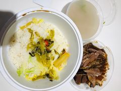 招牌鹅肉拼猪脚饭-潮双喜正宗澄海狮头鹅华利路店