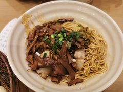 -佬钱湾仔(衣裳街店)