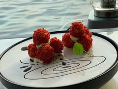 杨梅鳕鱼球-柳莺湖上·湖景餐厅·江南菜(西湖店)