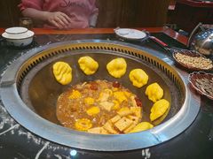 -袁小二大东北铁锅炖(吉祥村总部)