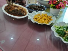 -小陆莲花蟹园农家乐(莲花岛店)