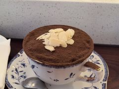 -Café Monson