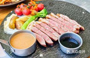 Australian Grass-fed M5 Sirloin Steak
