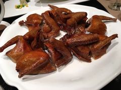 脆皮乳鸽-新南华大酒店(长寿店)